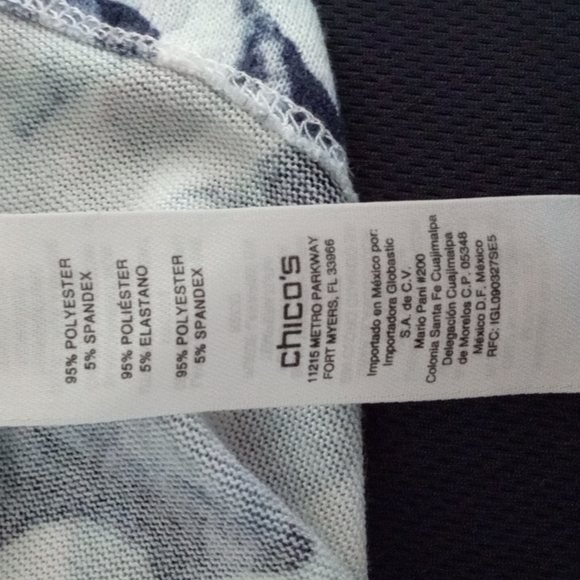 Woman's Chico's Long Sleeve Print Top Medium - Picture 4 of 6